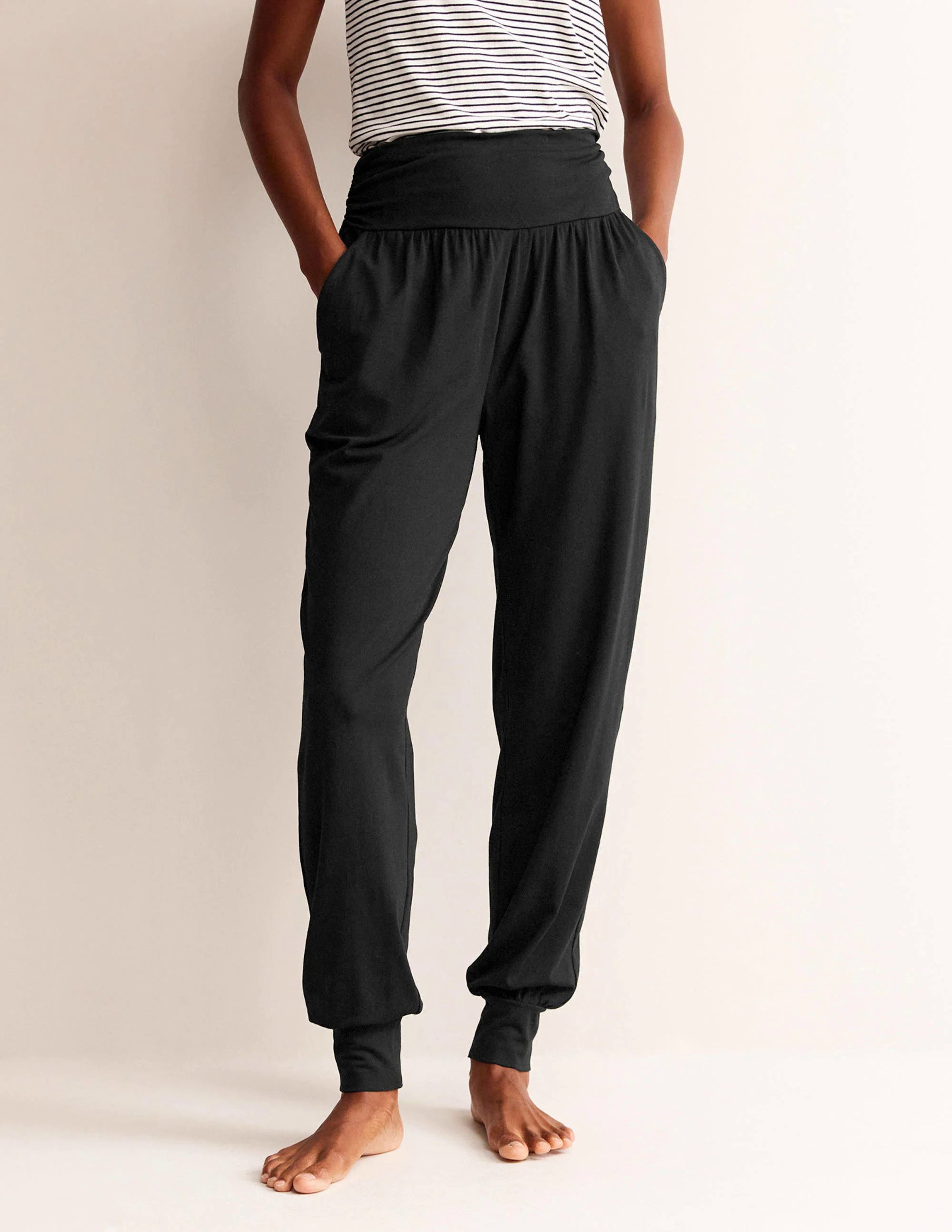 Hareem Jersey Sweatpants-Black Hareem Jersey Sweatpants-Black