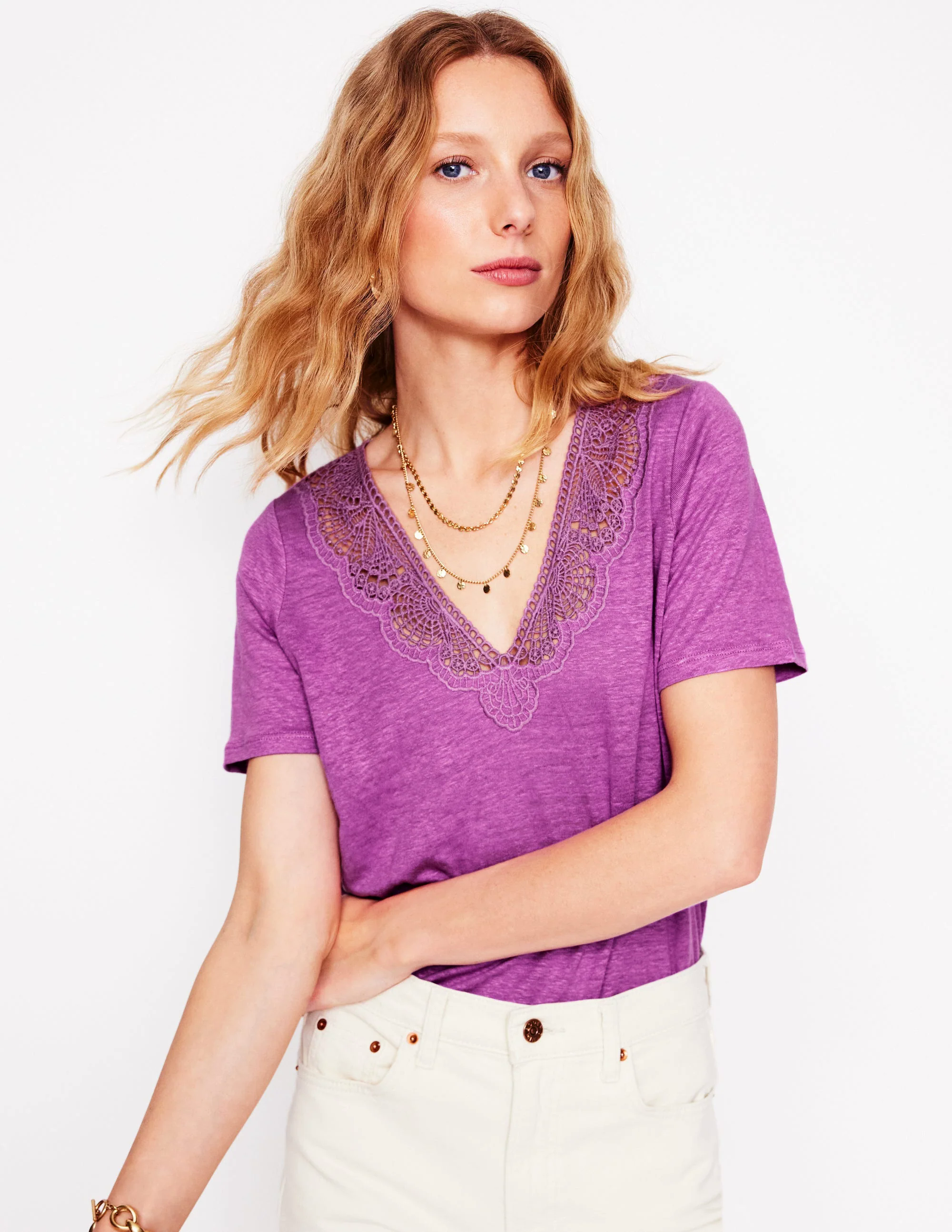 Lace Trim Linen T-shirt-Liatris