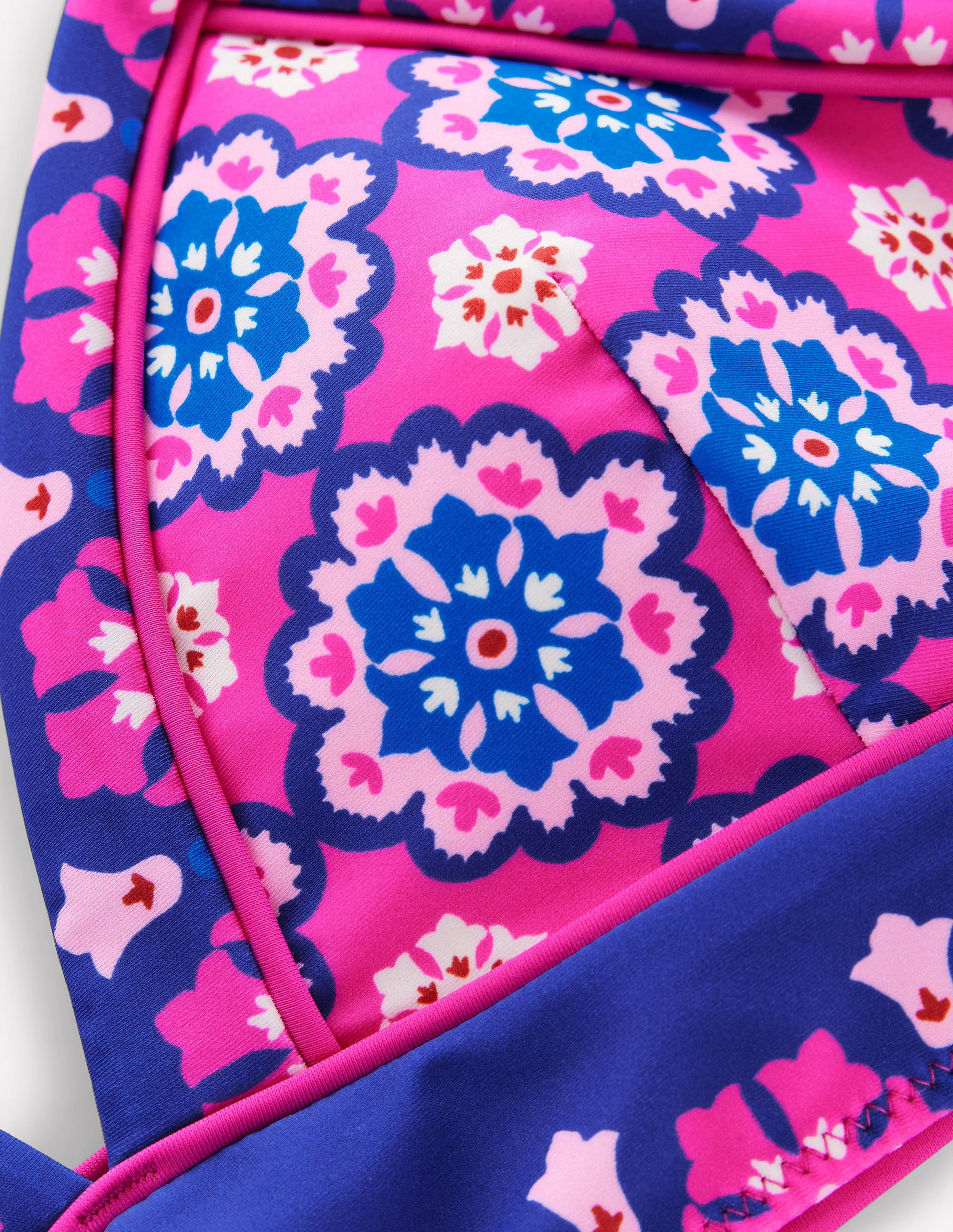 Kasos String V Neck Bikini Top-Cosmos Pink, Geo