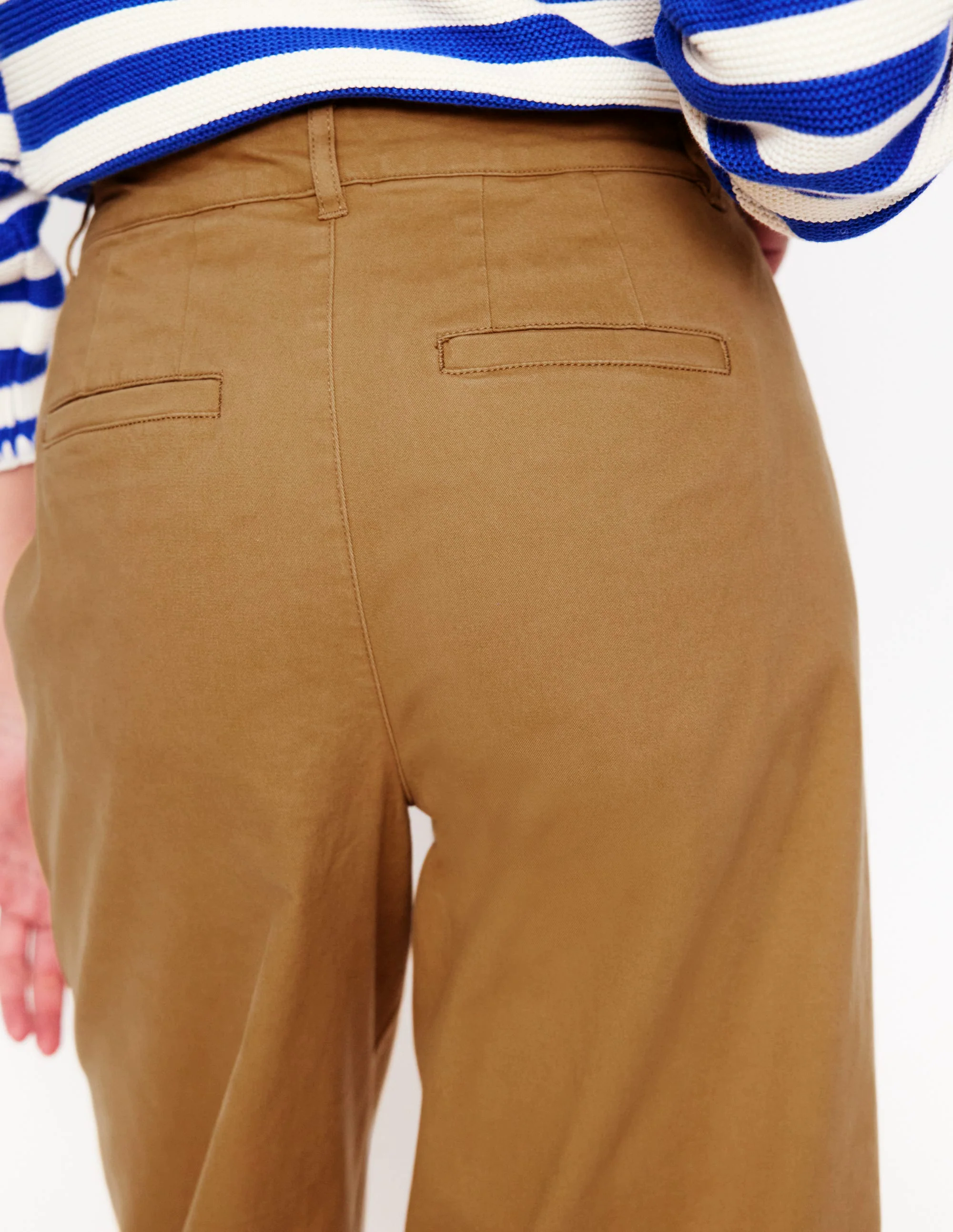 Barnsbury Crop Chino Pants-Hazelnut Brown Barnsbury Crop Chino Pants-Hazelnut Brown