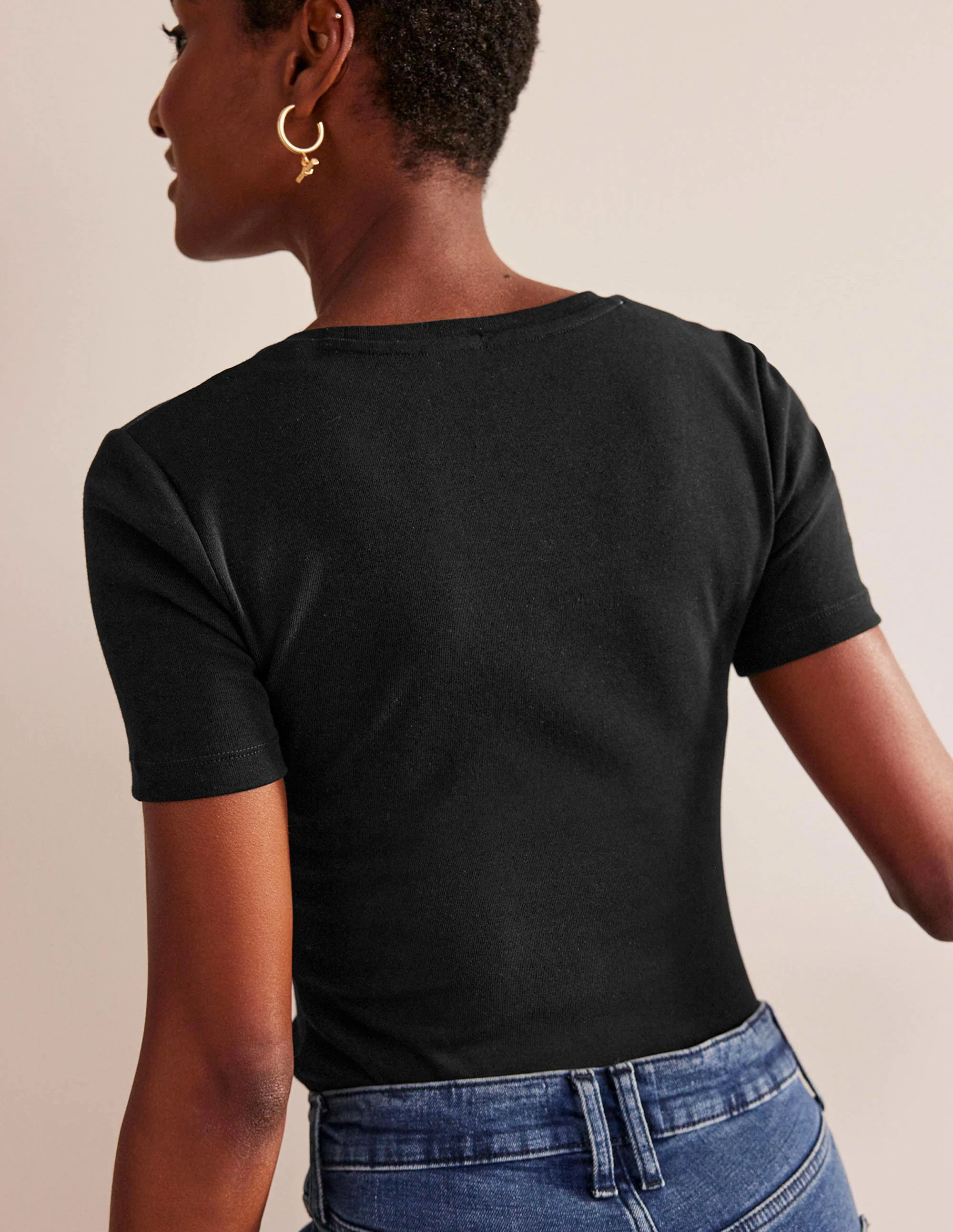 Essential Jersey T-Shirt-Black Essential Jersey T-Shirt-Black